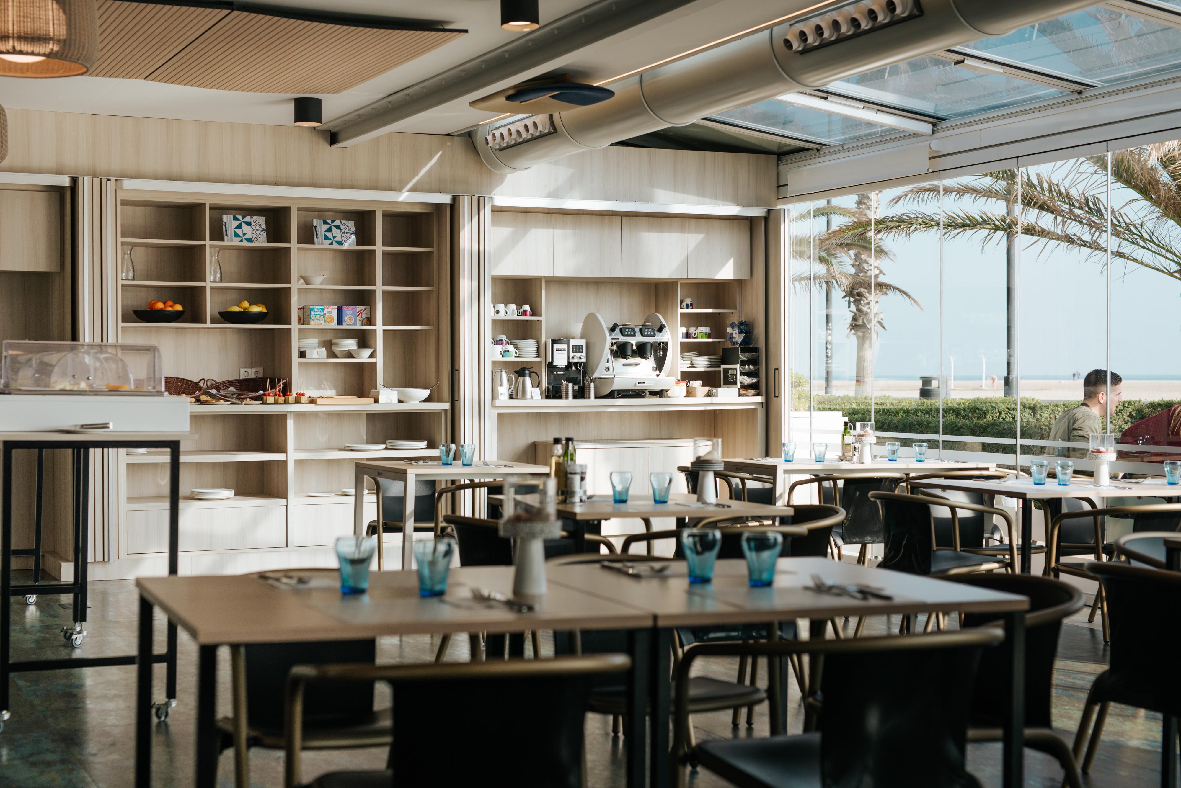 Hotel Neptuno Playa & Spa บาเลนเซีย ภายนอก รูปภาพ