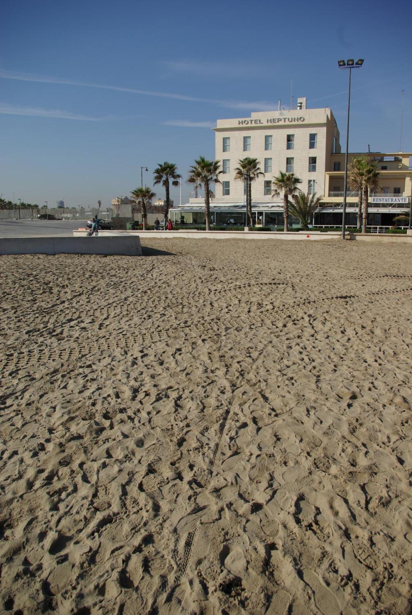 Hotel Neptuno Playa & Spa บาเลนเซีย ภายนอก รูปภาพ